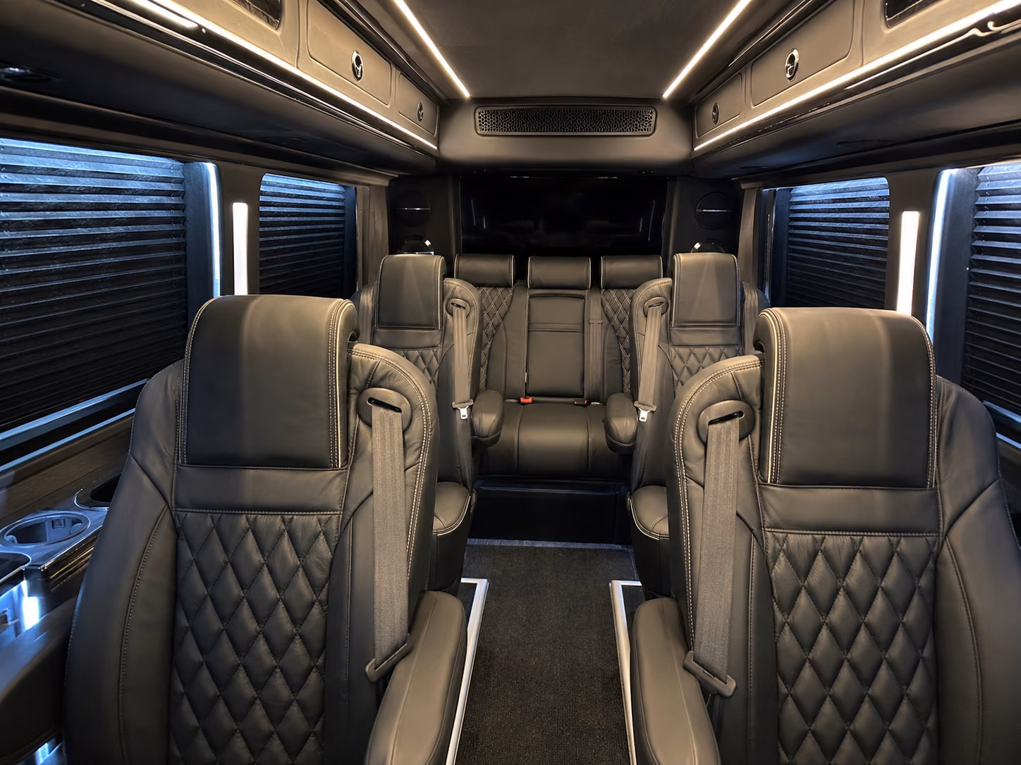 hotel shuttles for conferences and business travel