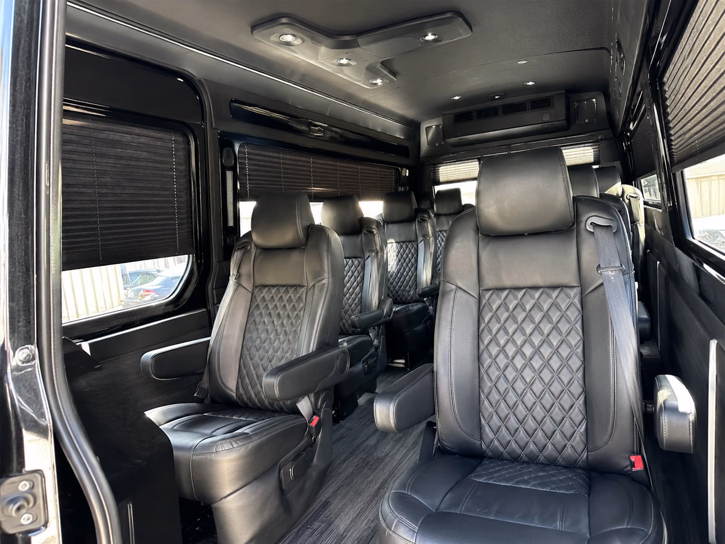 rent a field trip bus to st louis museums and science centers