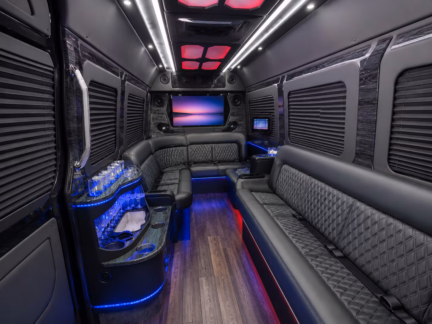 st louis custom day trip and driving tour bus rentals