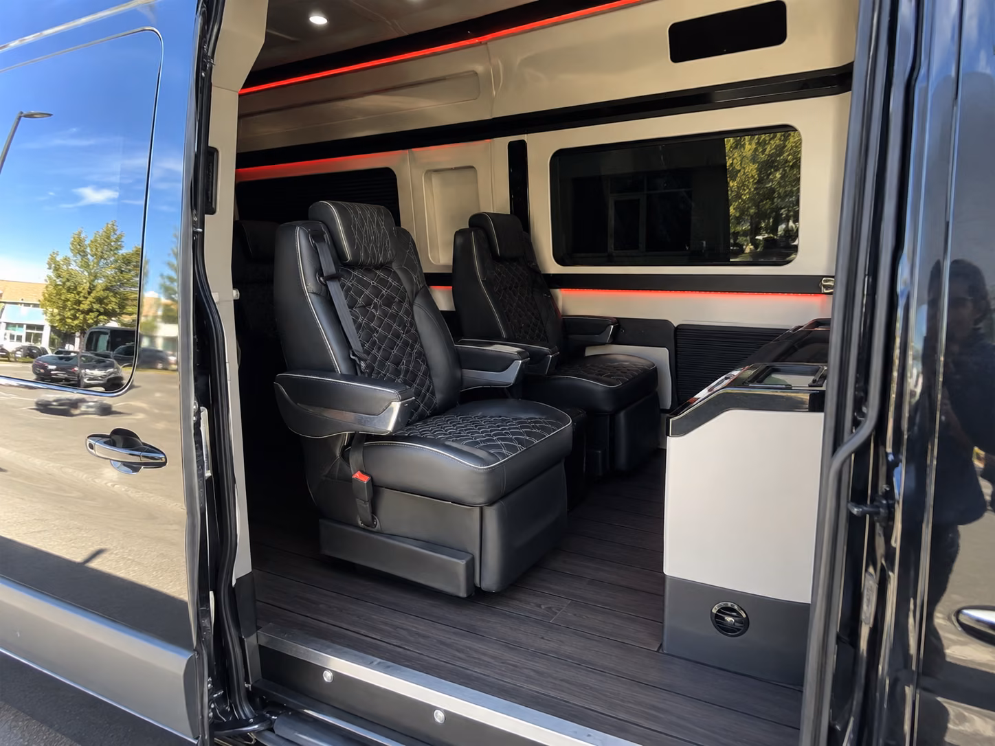 st louis hospital and campus shuttle bus rentals
